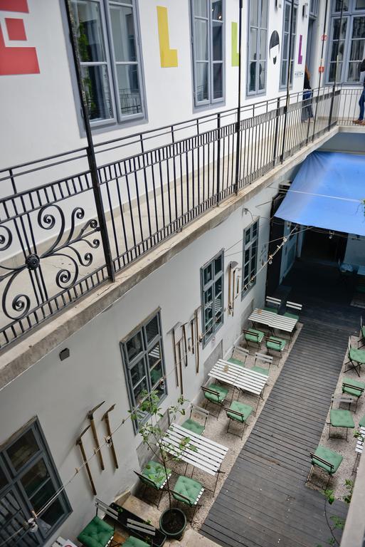Lol Boutique Hostel City Center Budapest Exteriör bild