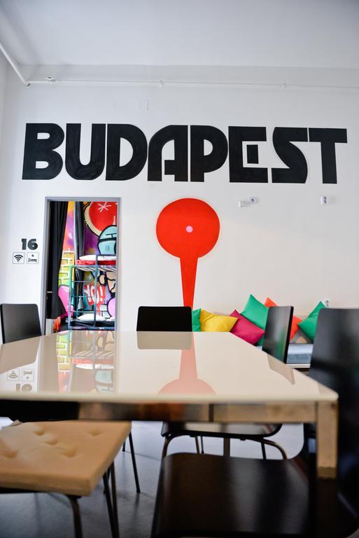 Lol Boutique Hostel City Center Budapest Exteriör bild