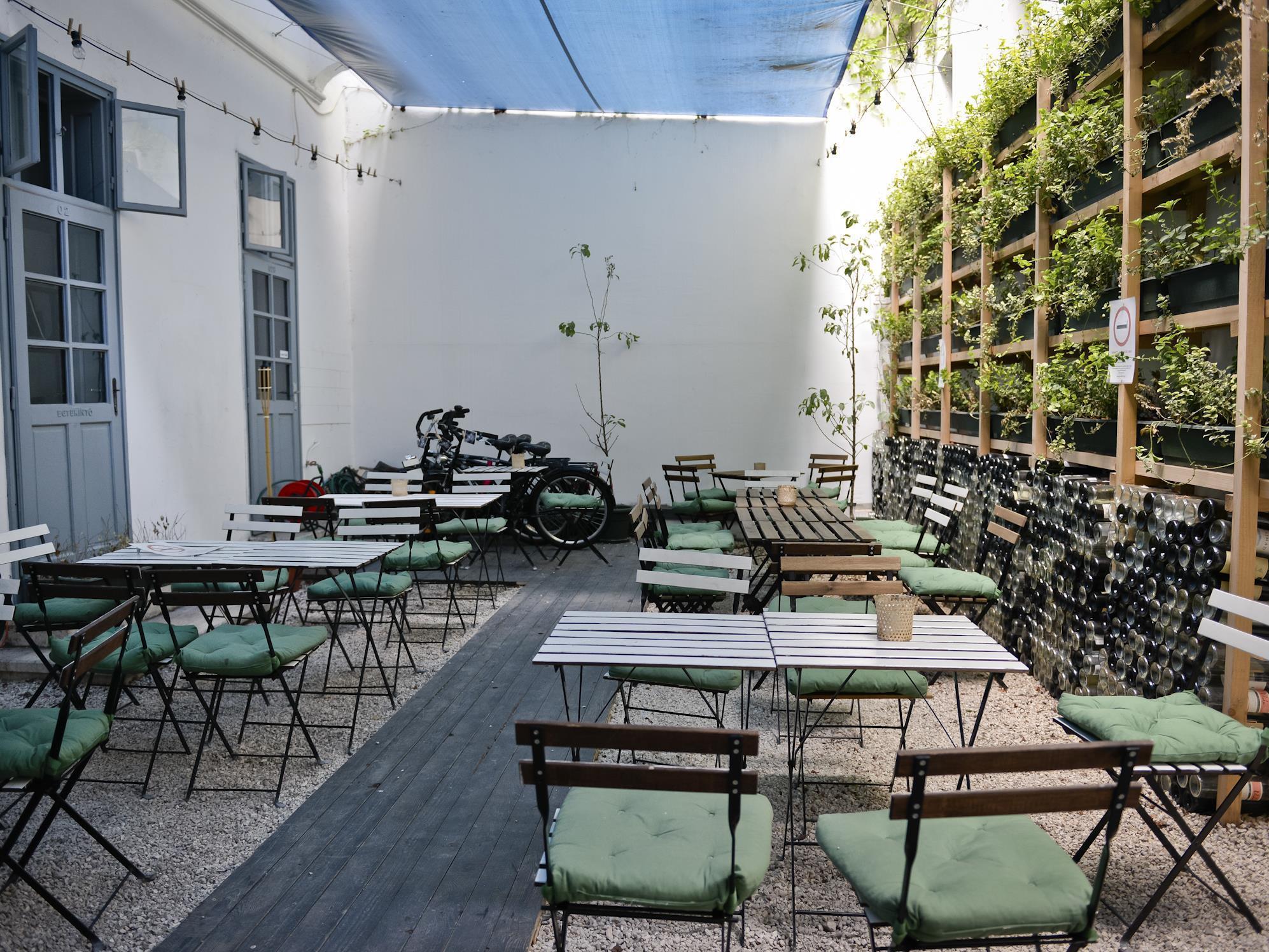 Lol Boutique Hostel City Center Budapest Exteriör bild
