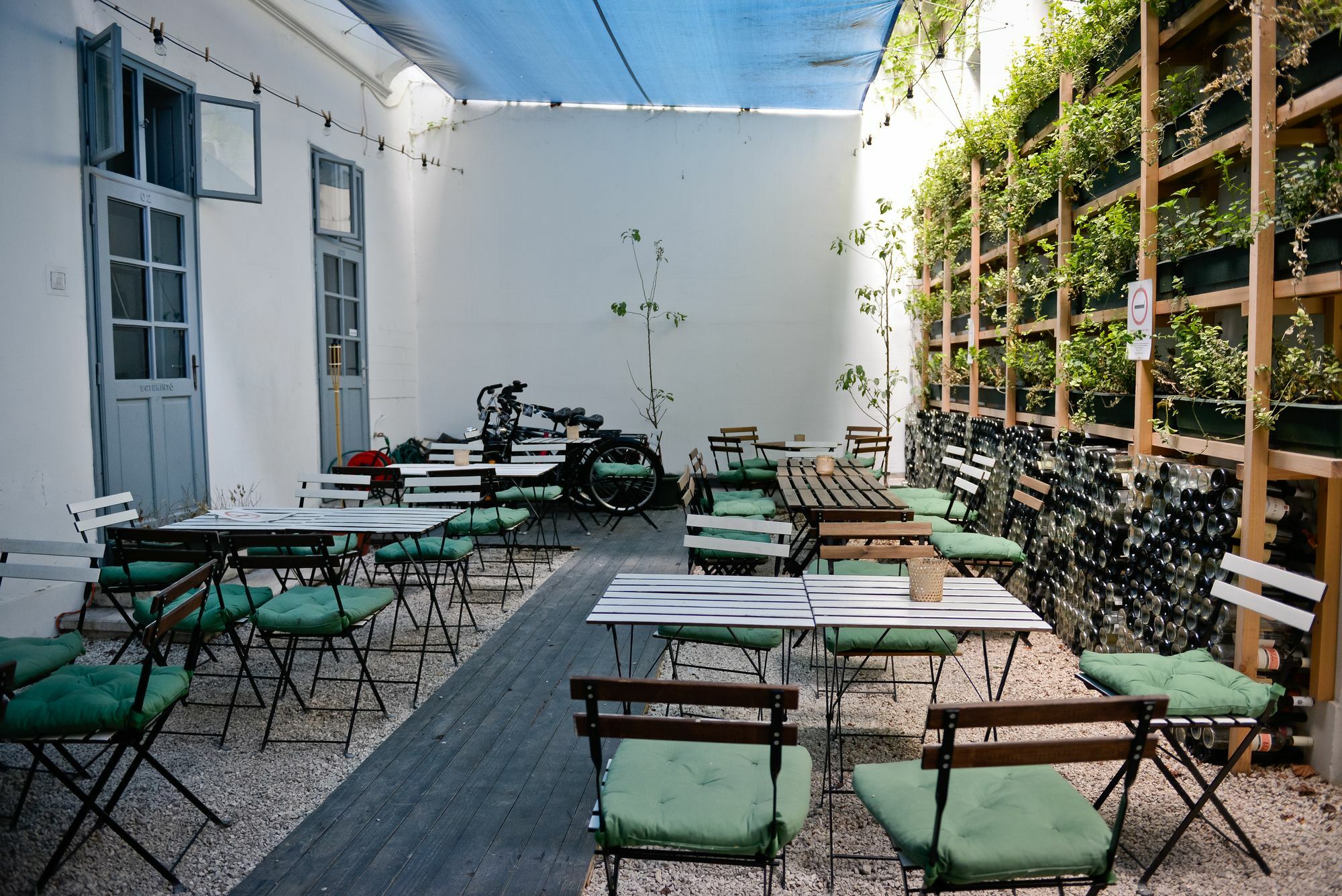 Lol Boutique Hostel City Center Budapest Exteriör bild